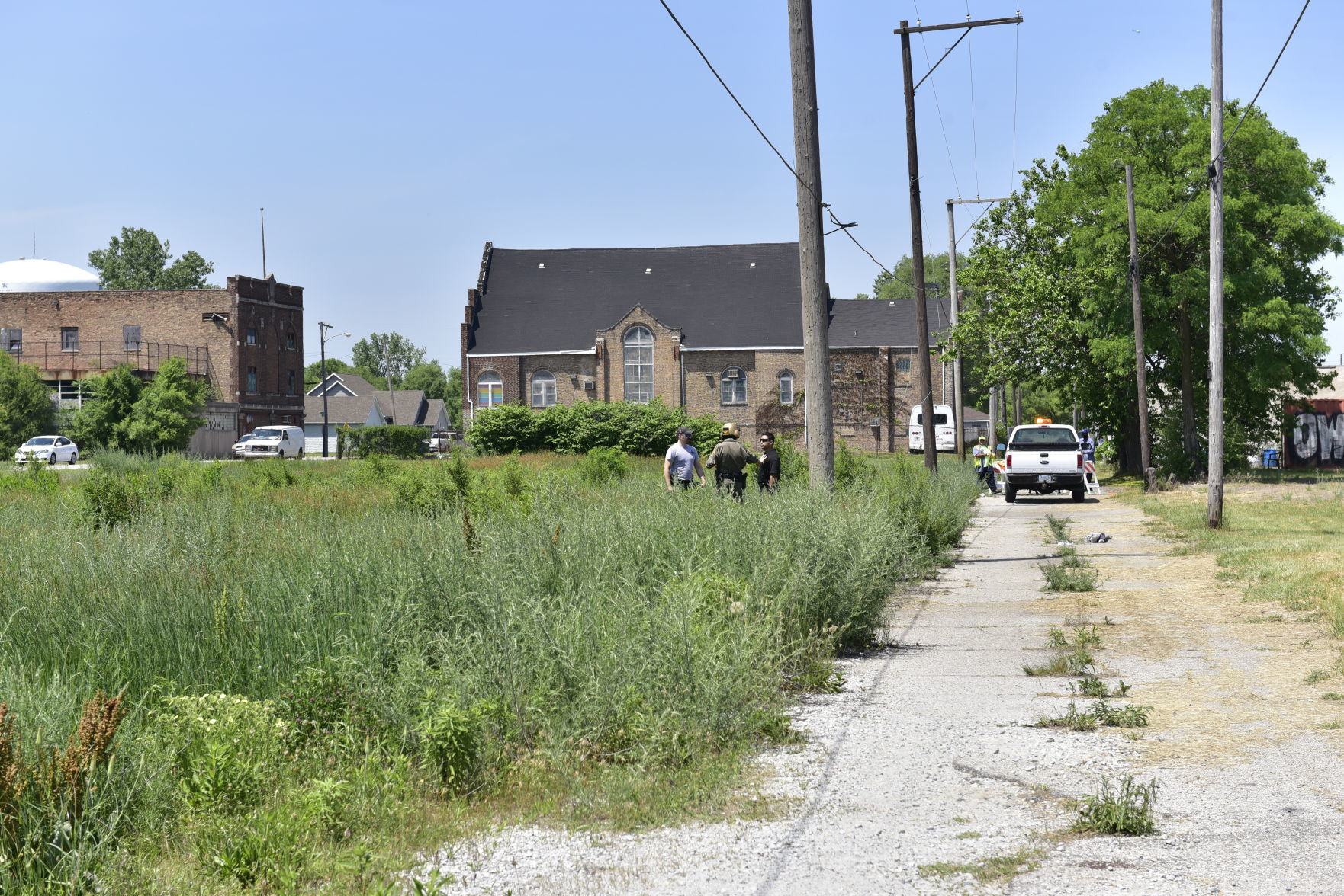 Police investigate shootout involving ATF agent, three-car crash in Gary's Midtown section